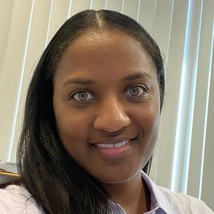 Meet your Posher, Ebony